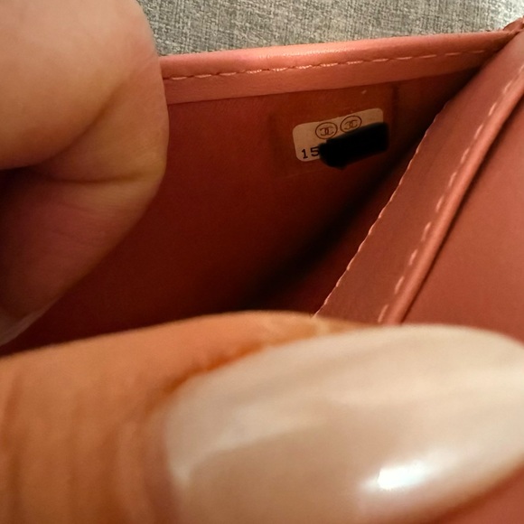 Chanel pink camellia wallet - Picture 10 of 15